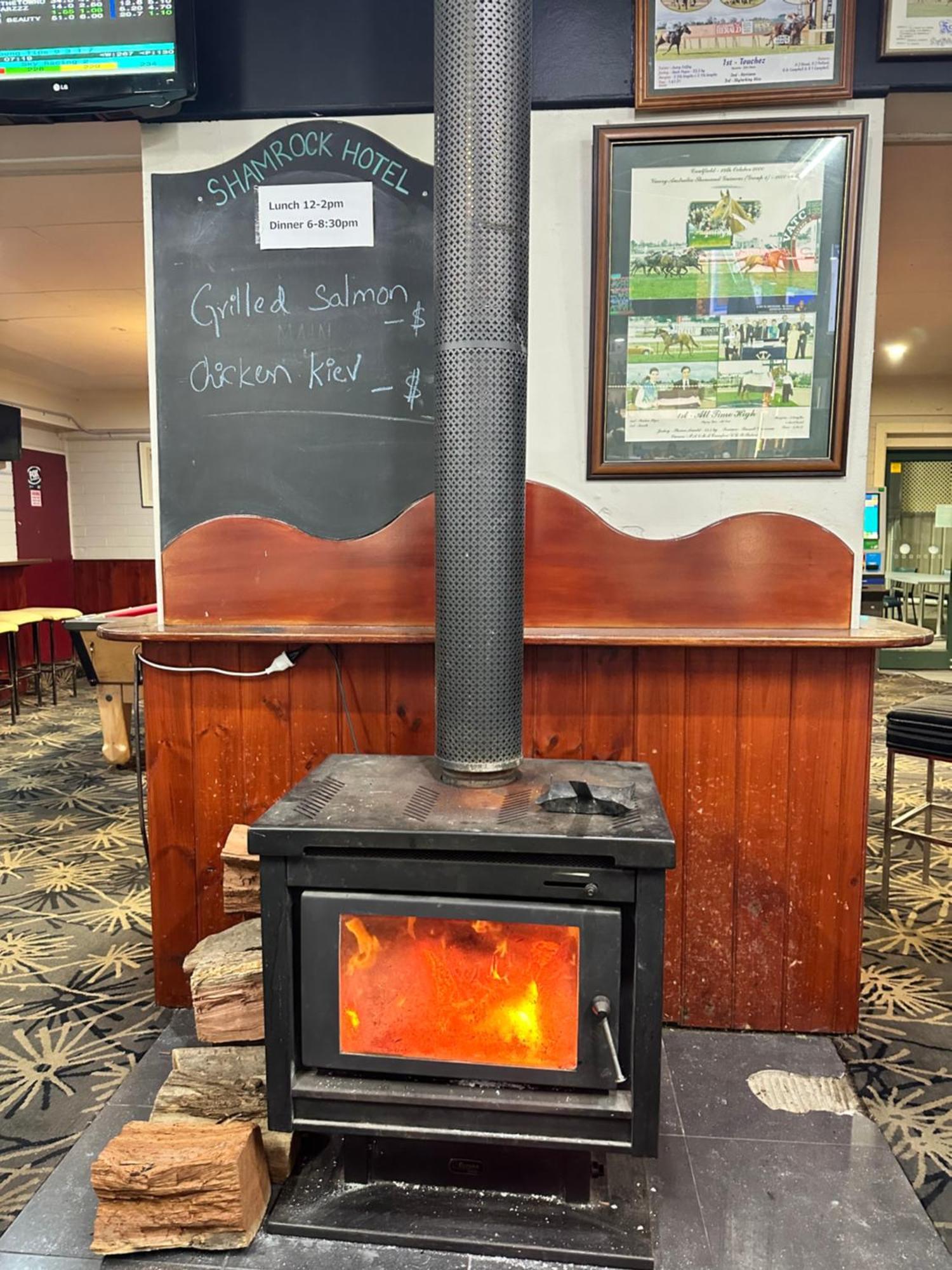 The Shamrock Hotel Balranald Buitenkant foto