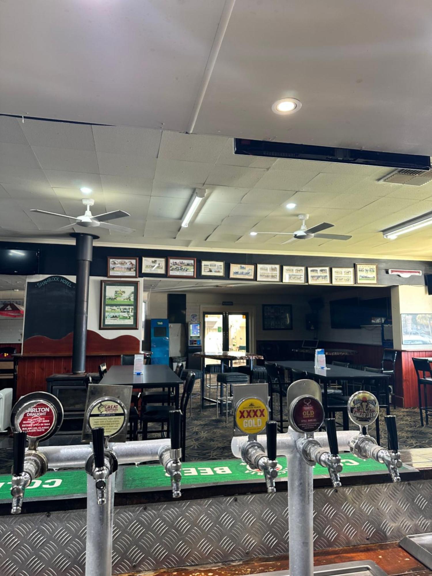 The Shamrock Hotel Balranald Buitenkant foto